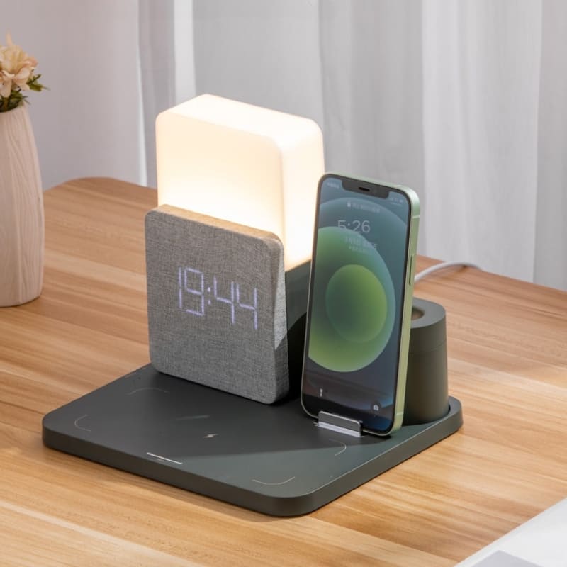 Lampe de table et réveil à chargeur à induction